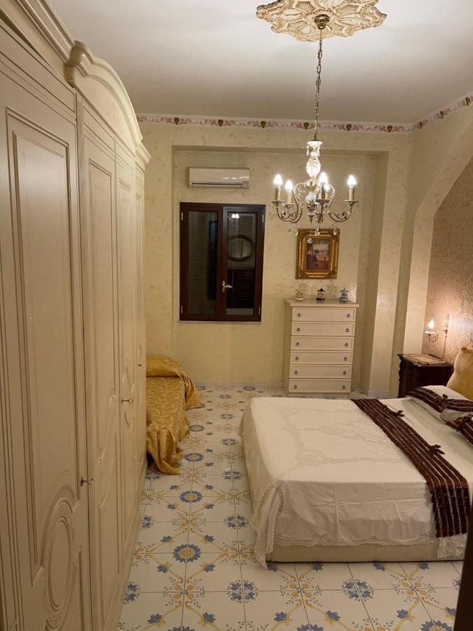 Al Centro Storico Home Napels Buitenkant foto