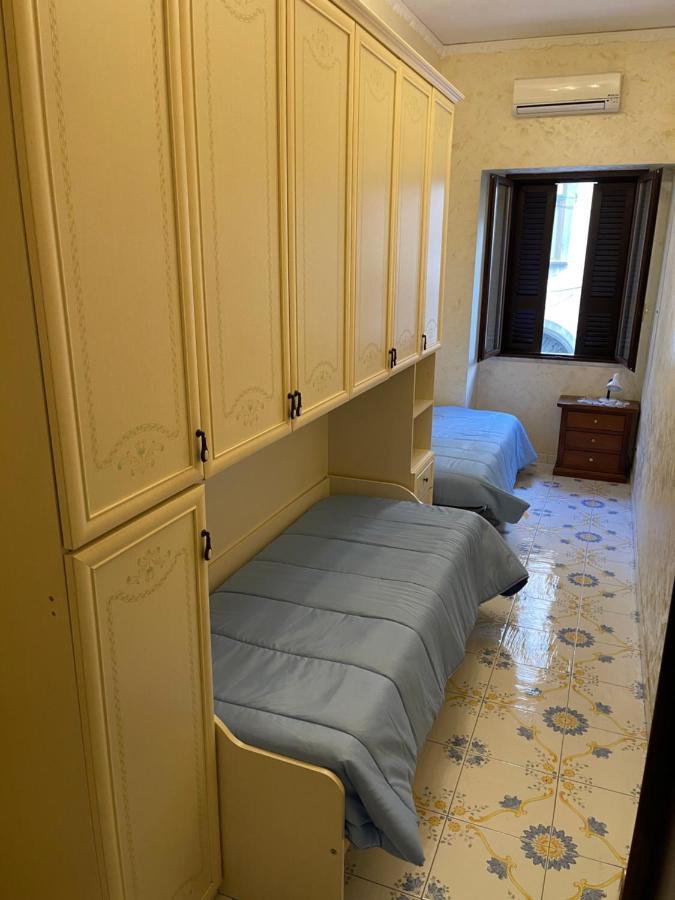 Al Centro Storico Home Napels Buitenkant foto