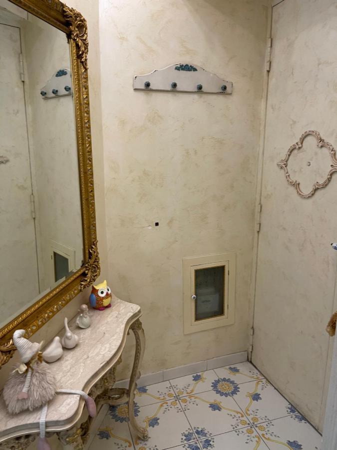 Al Centro Storico Home Napels Buitenkant foto